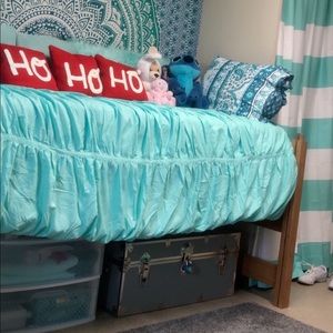 Turquoise college duvet, only ever used for show